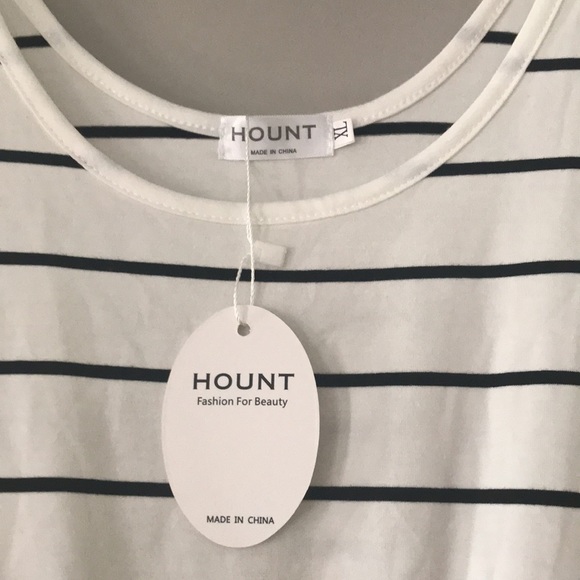 Hount size XL white with black stripes romper with pockets. NWT! - Picture 3 of 3